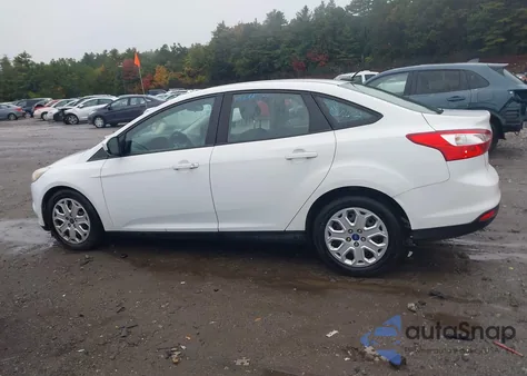 2012 Ford Focus Se z USA, uszkodzony, nr VIN 1FAHP3F22CL169731